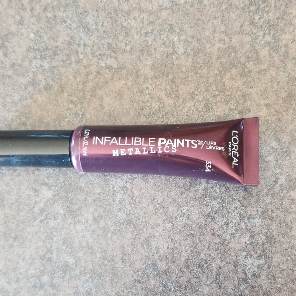 L'Oreal metallic matte lip paint